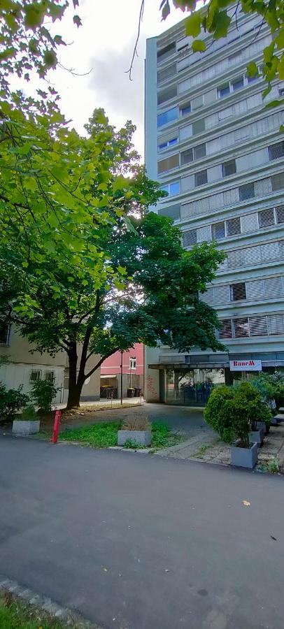 Corner Tower // Prijetno Stanovanje Za 4 Osebe + Free Parking Ljubljana Eksteriør billede